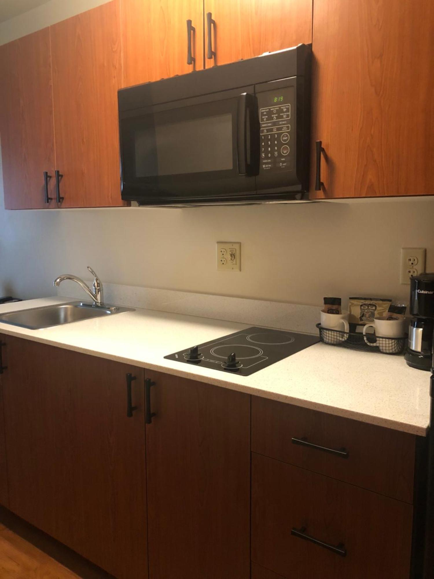 Aspen Suites Hotel סיטקה מראה חיצוני תמונה