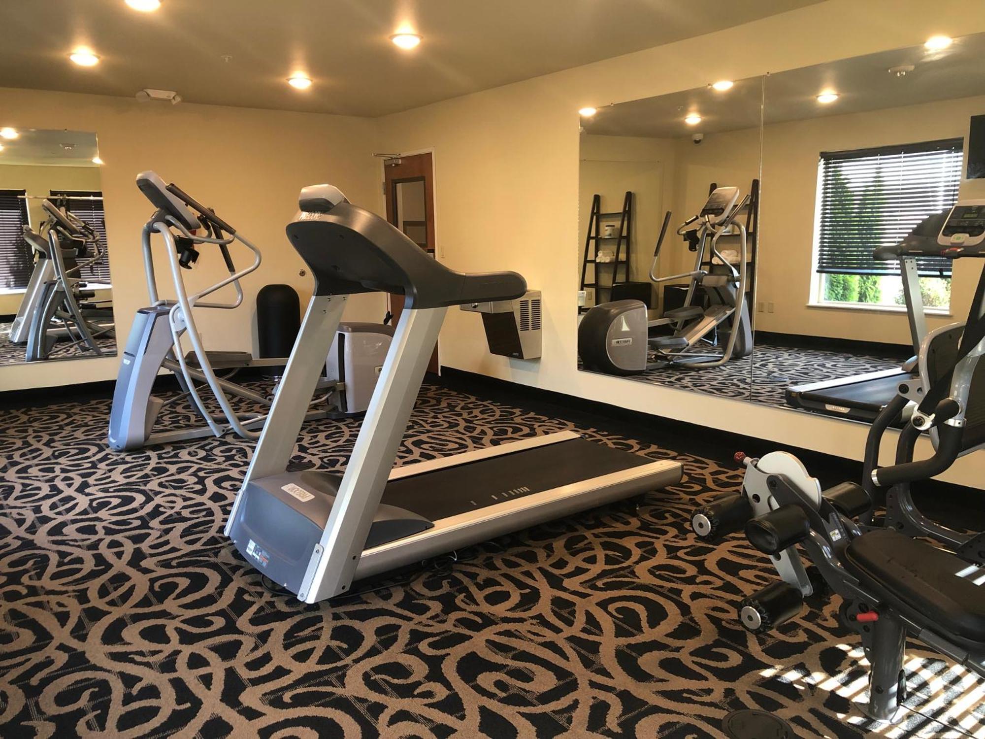 Aspen Suites Hotel סיטקה מראה חיצוני תמונה