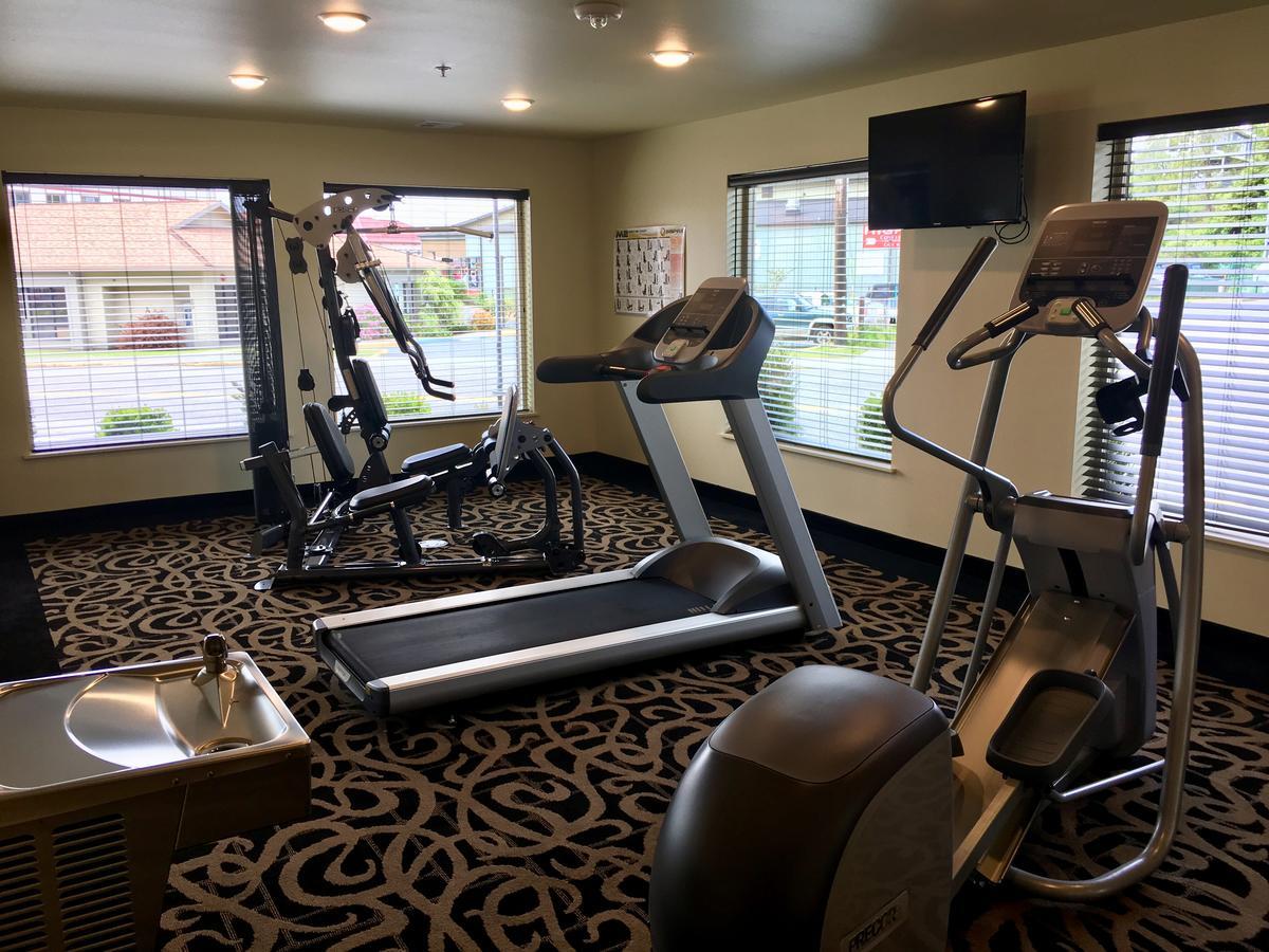 Aspen Suites Hotel סיטקה מראה חיצוני תמונה