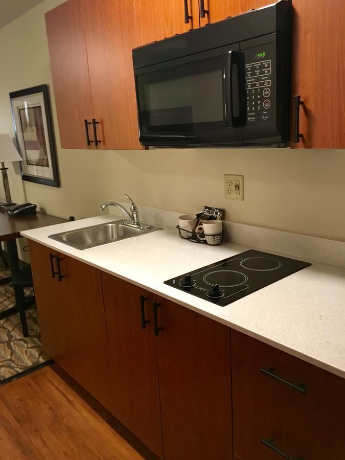 Aspen Suites Hotel סיטקה מראה חיצוני תמונה