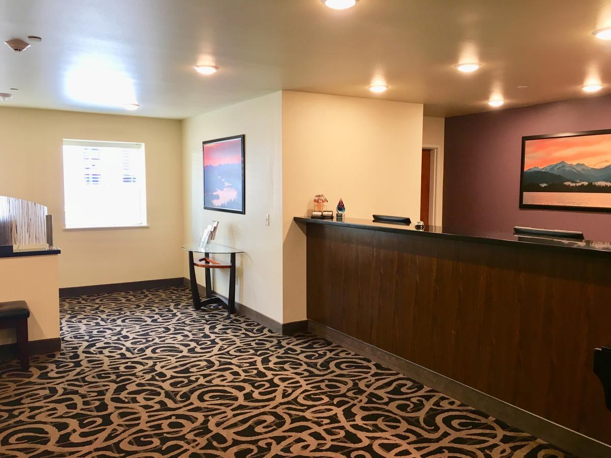 Aspen Suites Hotel סיטקה מראה חיצוני תמונה